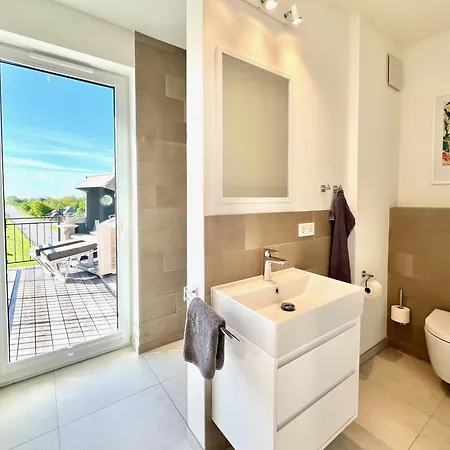 Living Apartment *